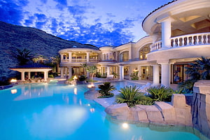 Luxury Mediterranean Mansion With Infinity Pool At Dusk HD wallpaper