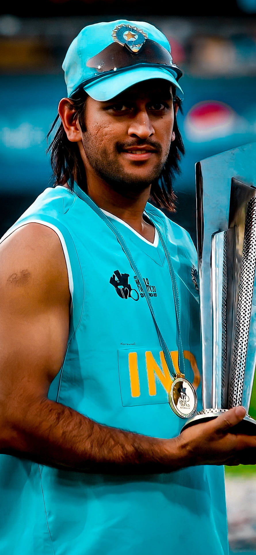 Hardik Pandya holding the ICC World Cup trophy in India cricket jersey HD phone wallpaper