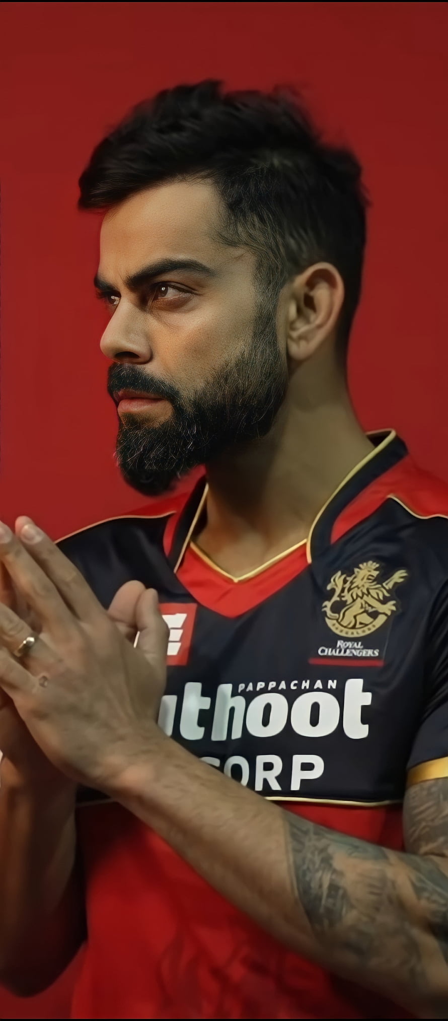 Virat Kohli in Royal Challengers Bangalore Jersey Portrait HD phone wallpaper