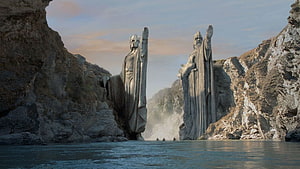 Argonath Kings of Gondor Statues in Lord of the Rings Fantasy Landscape HD wallpaper