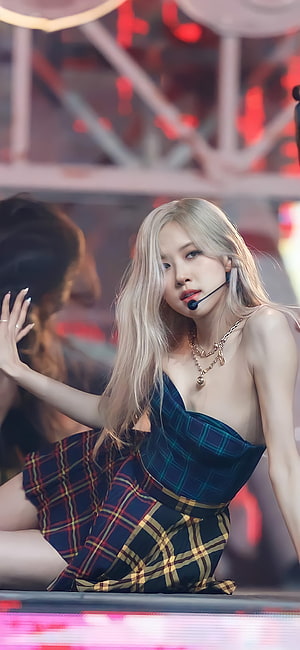 Rosé from BLACKPINK performing on stage in a plaid dress with platinum blonde hair HD phone wallpaper