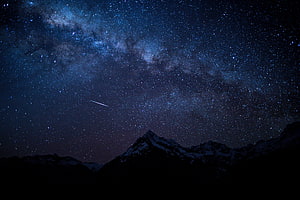 Stunning Night Sky Photography Featuring Milky Way Galaxy Over Snowy Mountain Peaks With Shooting Star HD wallpaper
