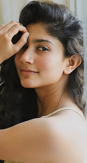 Sai Pallavi Portrait With Soft Natural Light And Gentle Smile HD phone wallpaper