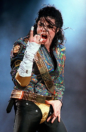 Michael Jackson Live Performance in Sequined Jacket and Gold Belt HD phone wallpaper