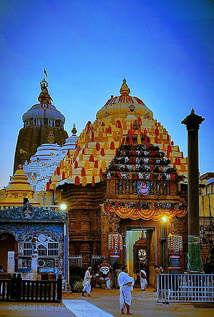 Jagannath Temple Puri India at Dusk with Devotees and Ornate Architecture HD phone wallpaper