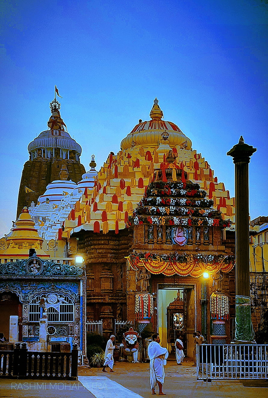 Jagannath Temple Puri India at Dusk with Devotees and Ornate Architecture HD phone wallpaper