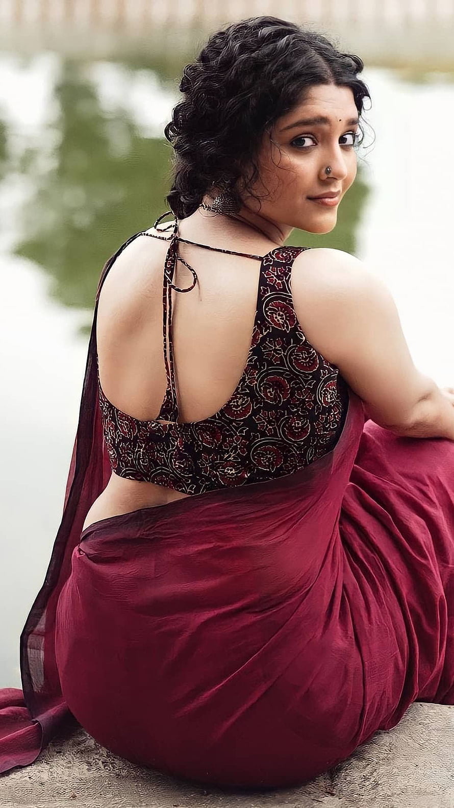 Rashmika Mandanna in a Maroon Saree with Floral Blouse Sitting by the Water, Rithika singh, multilingual actress, saree lover HD phone wallpaper