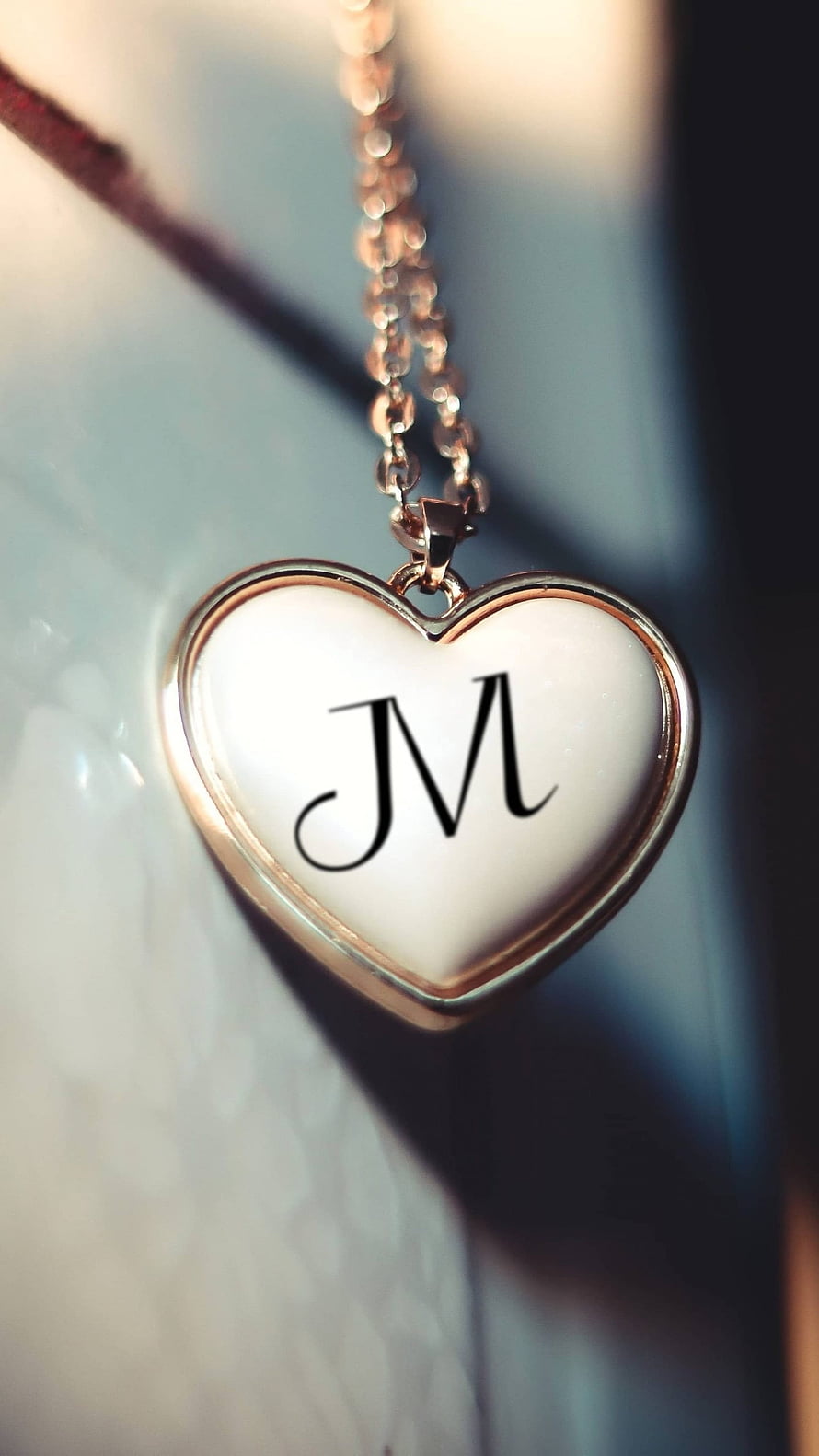 Elegant Rose Gold Heart Locket Necklace with Personalized Monogram Initials HD phone wallpaper