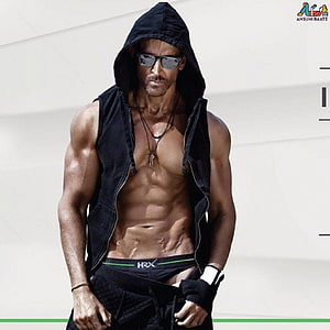 Hrithik Roshan in Black Hoodie and HRX Shorts Showing Defined Abs HD phone wallpaper