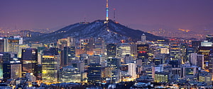 Seoul City Skyline at Night with N Seoul Tower on Namsan Mountain HD wallpaper