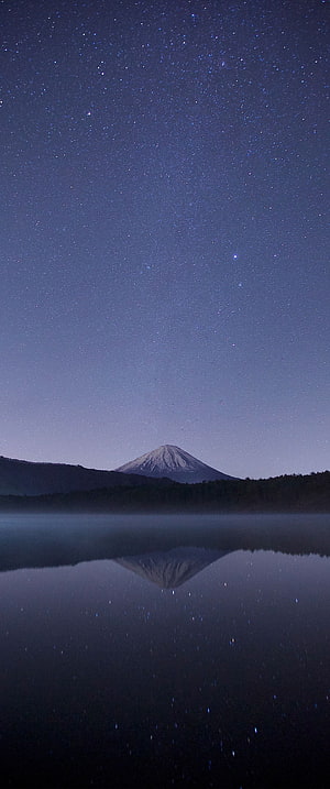 Starry Night Sky Over Mount Fuji Reflected in Lake Kawaguchi HD phone wallpaper