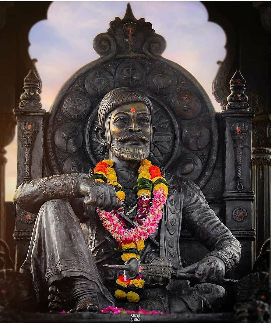 Statue of Chhatrapati Shivaji Maharaj Sitting on Throne with Sword and Flower Garland HD phone wallpaper