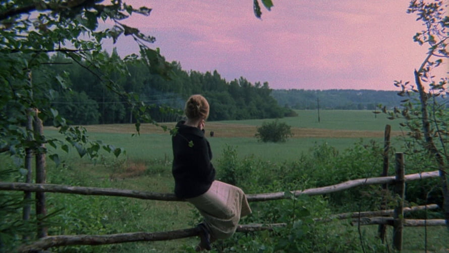 Woman Sitting on Rustic Fence in Countryside at Dusk from Tarkovsky Film, Mirror (1975) - Movie Review : Alternate Ending, 1920 X 1080 Tarkovsky HD wallpaper