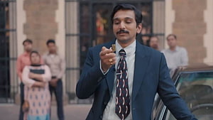 Pratik Gandhi as Harshad Mehta in Scam 1992 Web Series HD wallpaper