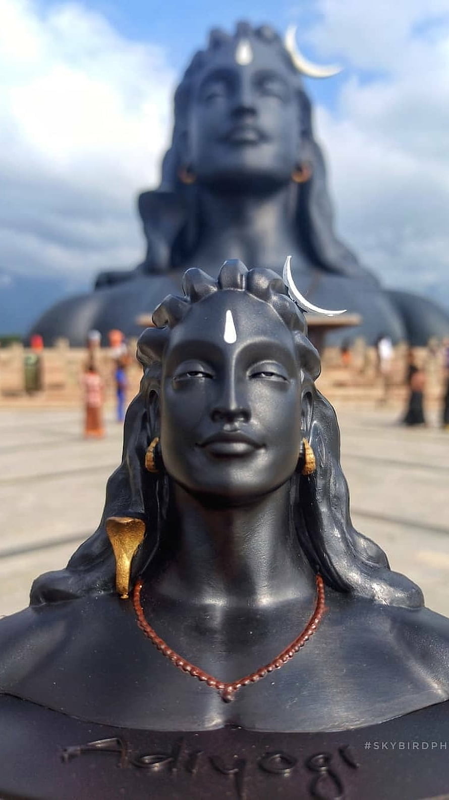 Adiyogi Shiva Statue at Isha Yoga Center with Crescent Moon and Serpent Crown HD phone wallpaper
