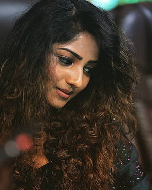 Rachitha Ram Portrait With Long Curly Hair And Soft Studio Lighting HD phone wallpaper