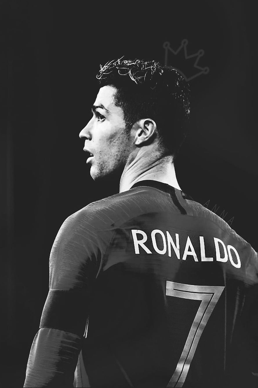 Cristiano Ronaldo in Black and White Profile Wearing Number 7 Jersey HD phone wallpaper