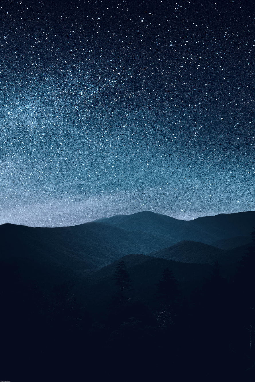 Starry Night Sky Over Dark Mountain Ranges HD phone wallpaper