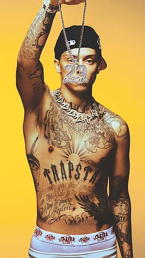 6ix9ine Shirtless Portrait With Trapsta Chest Tattoo And Diamond Pendant HD phone wallpaper