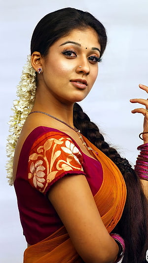 Nayantara in Traditional Saree with Floral Hair Garland and Gold Jewelry HD phone wallpaper