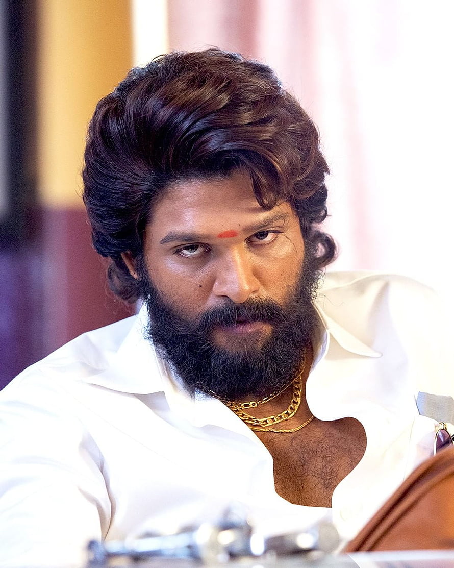 Pushpa Raj Character Portrait in White Shirt and Gold Chain HD phone wallpaper
