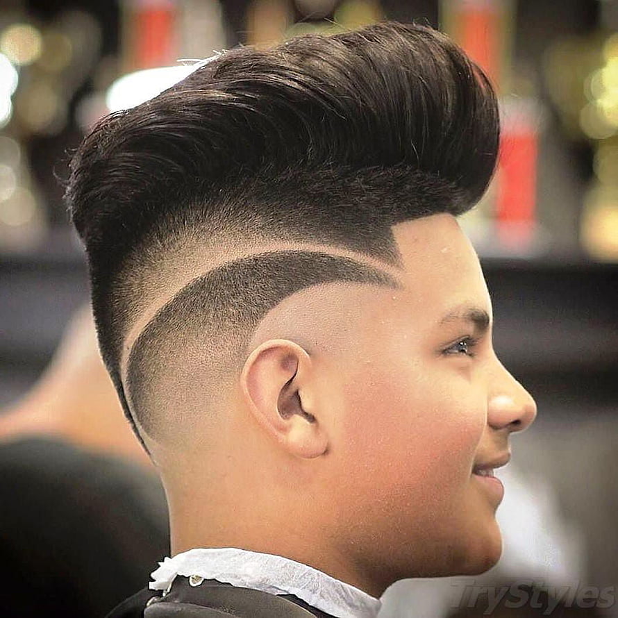 Bold Men's Pompadour Fade with Intricate Side Design HD phone wallpaper