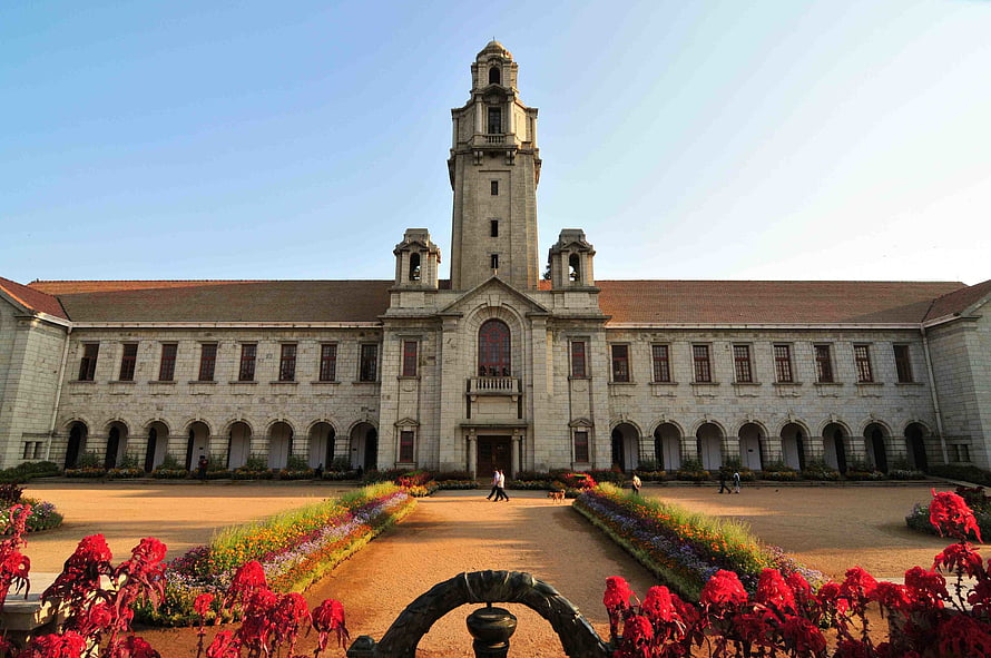 Pombaline Architecture of the University of Coimbra Main Building and Garden HD wallpaper