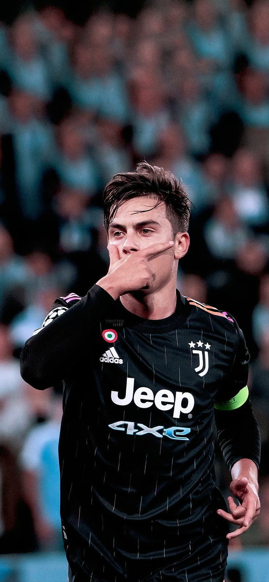 Paulo Dybala in Juventus Black Away Kit Making Signature Celebration Gesture HD phone wallpaper
