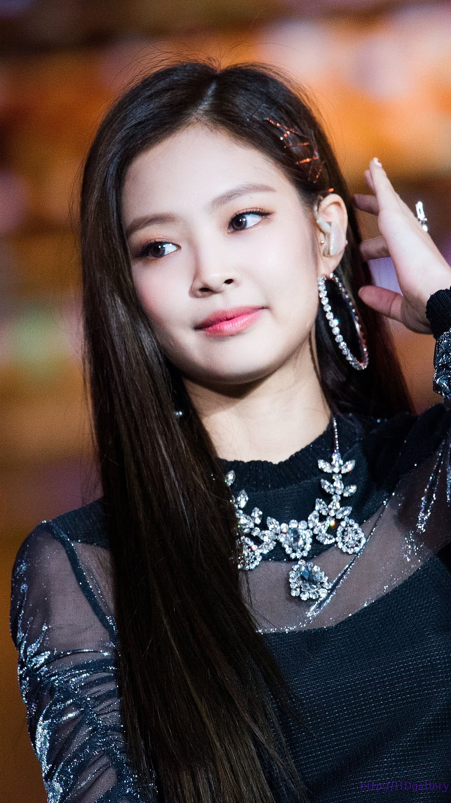 Jennie Kim from Blackpink in a Sparkling Black Gown with Diamond Jewelry HD phone wallpaper