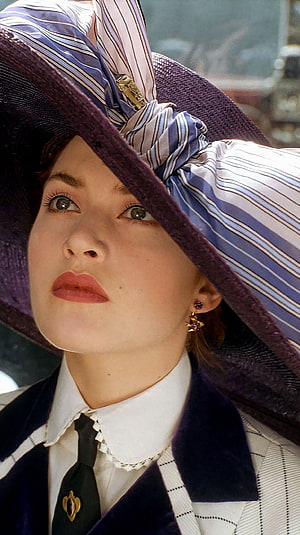 Kate Winslet in Titanic Vintage Costume with Wide-Brimmed Purple Hat and Striped Ribbon HD phone wallpaper