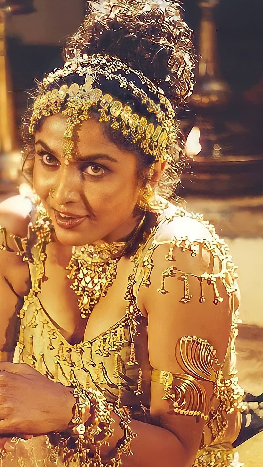 Ramya Krishnan in ornate gold jewelry and traditional Indian costume HD phone wallpaper