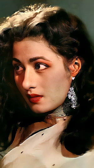 Madhubala Classic Bollywood Portrait with Ornate Silver Earrings and Dramatic Makeup HD phone wallpaper