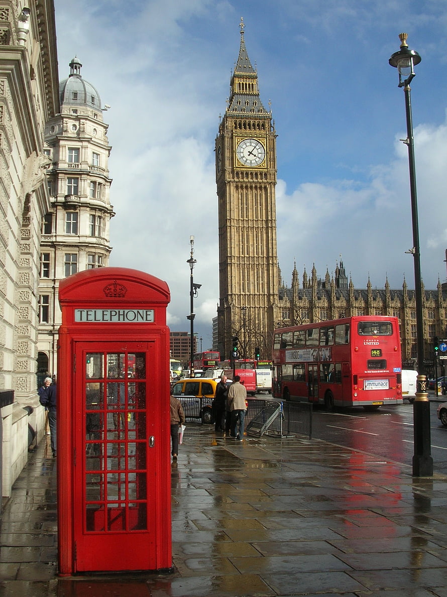Classic London Street Scene Featuring Big Ben, Red Telephone Box, and Double-Decker Bus on a Rainy Day HD phone wallpaper