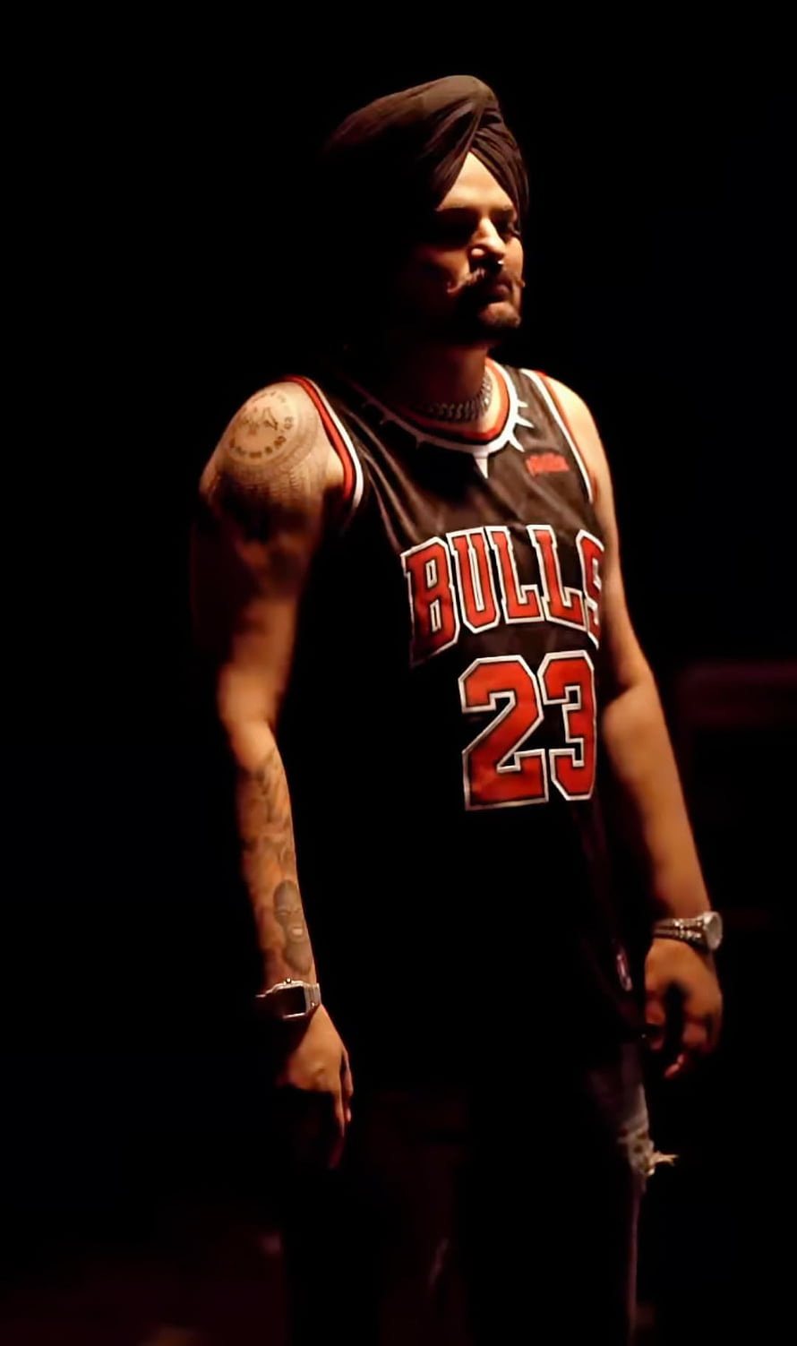 Sidhu Moosewala in Chicago Bulls Jersey with Turban and Tattoos HD phone wallpaper