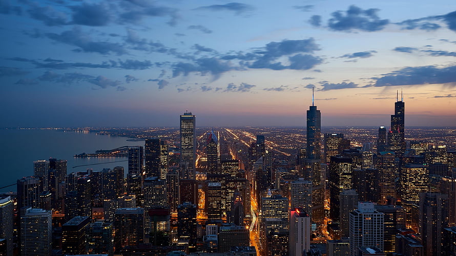 Chicago Skyline at Dusk with Lake Michigan and City Lights HD wallpaper