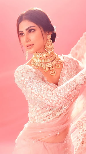 Mouni Roy in Elegant Pink Saree with Traditional Gold Jewelry HD phone wallpaper