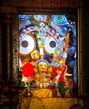 Jagannath Temple Puri: Ornate Deity Idol Adorned With Marigold Garlands And Sacred Elephant HD phone wallpaper