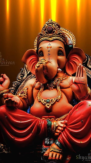 Lord Ganesha Hindu Deity Statue With Golden Crown And Red Robes HD phone wallpaper
