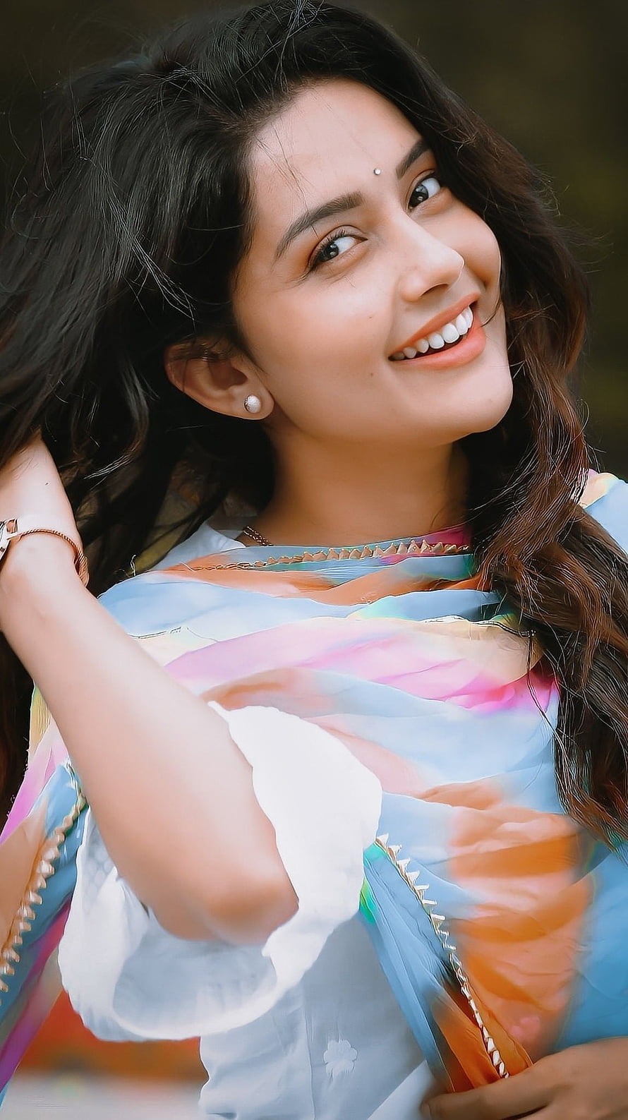 Mahima Nambiar Portrait in Colorful Traditional Attire HD phone wallpaper