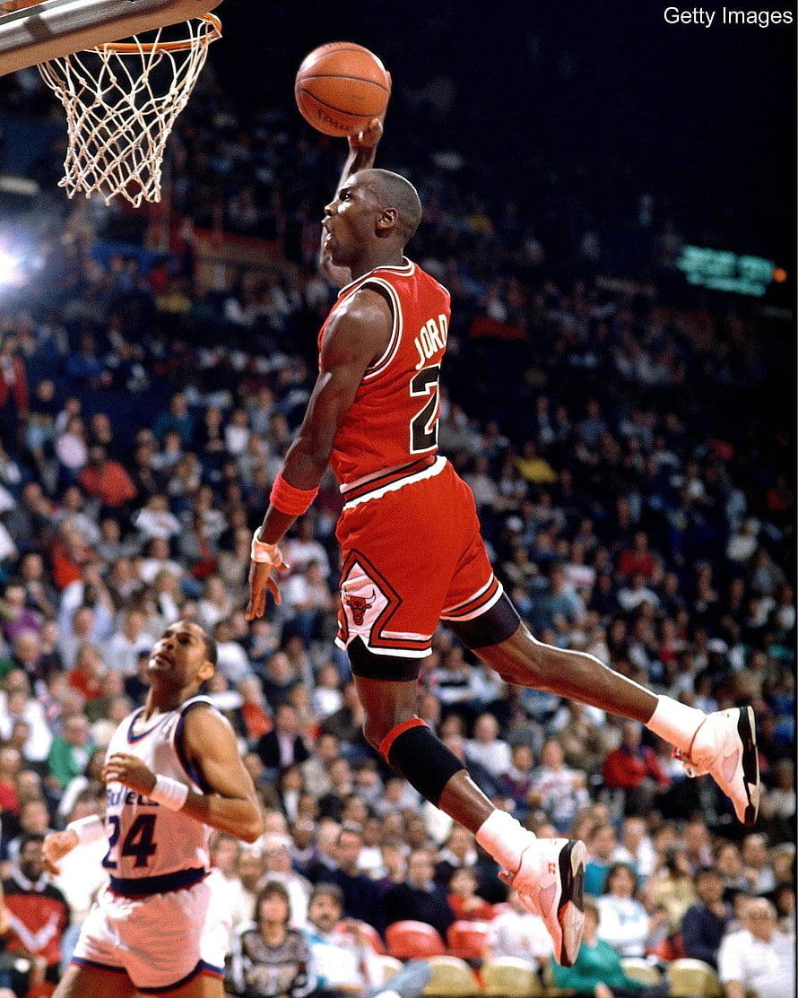 Michael Jordan Chicago Bulls Slam Dunk Action Shot HD phone wallpaper