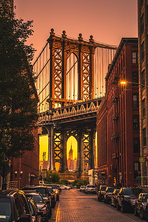 Manhattan Bridge at Sunset with Empire State Building in Background, ITAP of the Manhattan Bridge in Dumbo Brooklyn!. New york painting, Manhattan bridge, New york travel HD phone wallpaper