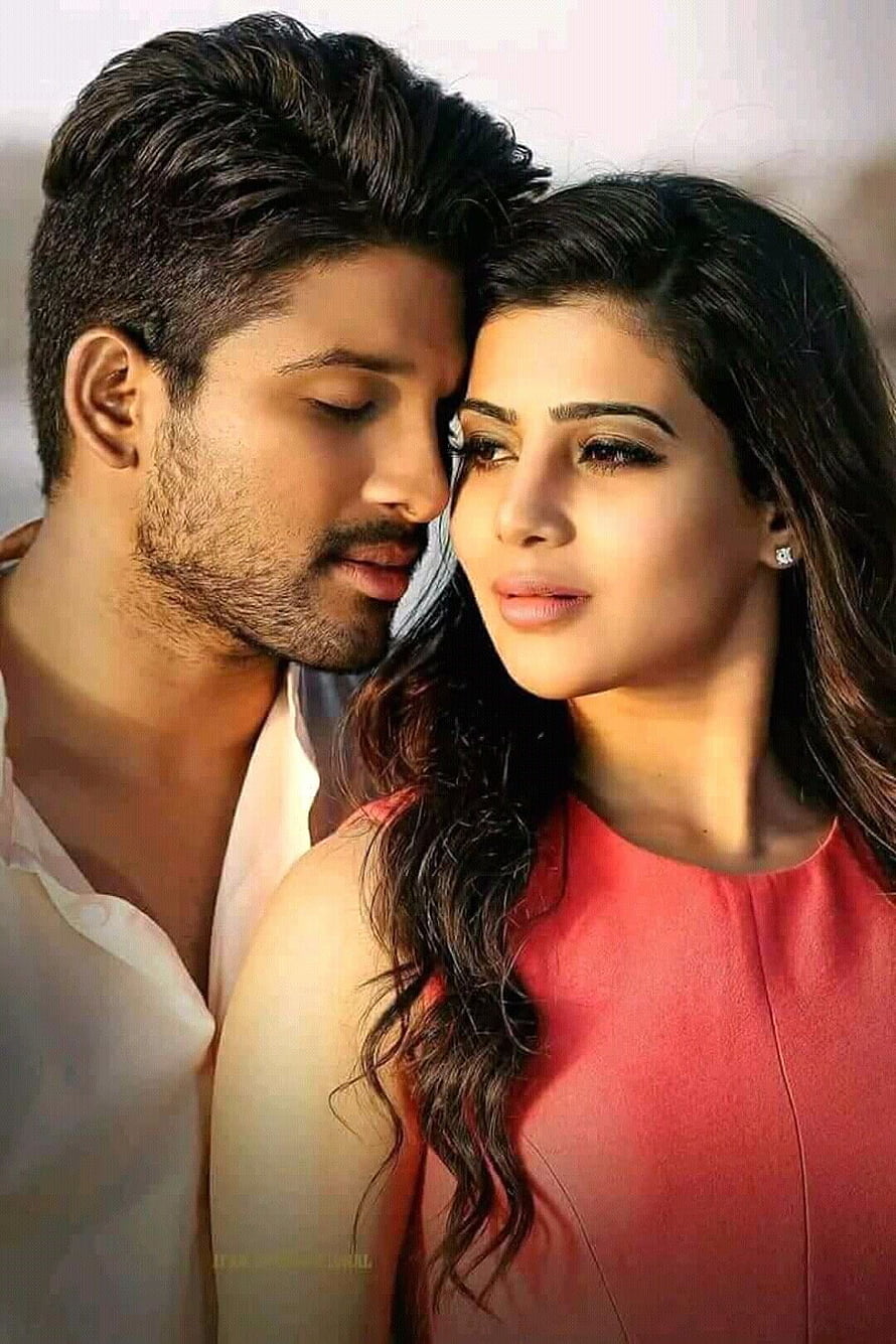 Samantha and romantic partner in intimate close-up portrait with warm golden lighting HD phone wallpaper