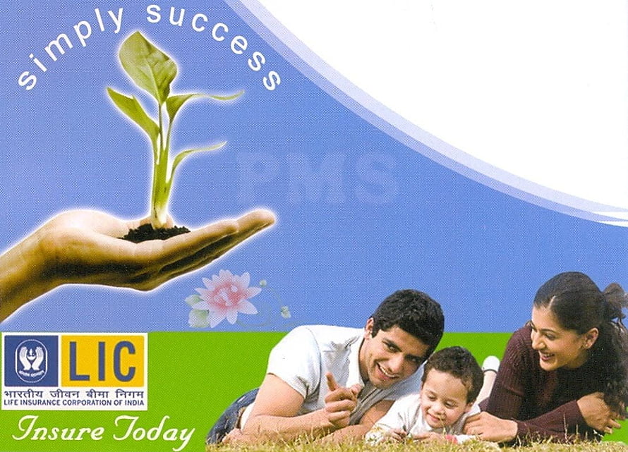 LIC Life Insurance Corporation of India family protection and growth advertisement HD wallpaper